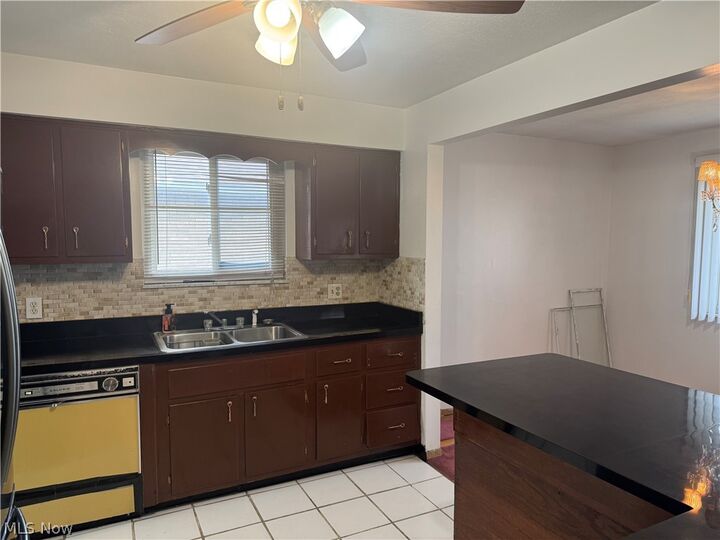 Property Photo:  4569 W 144th Street  OH 44135 