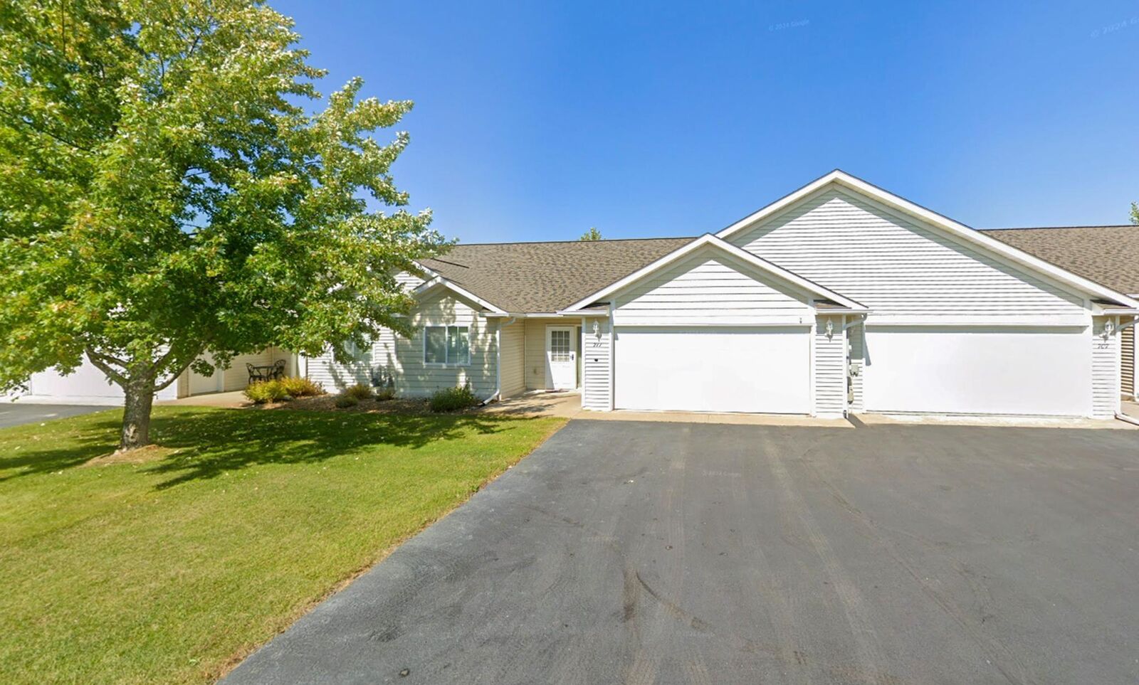 Property Photo:  711 Cloud Street NW  MN 56601 
