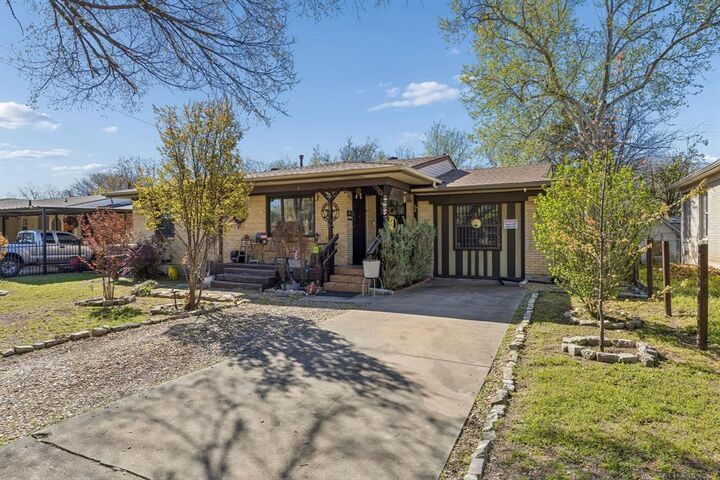 Property Photo:  2622 Centerville Road  TX 75228 