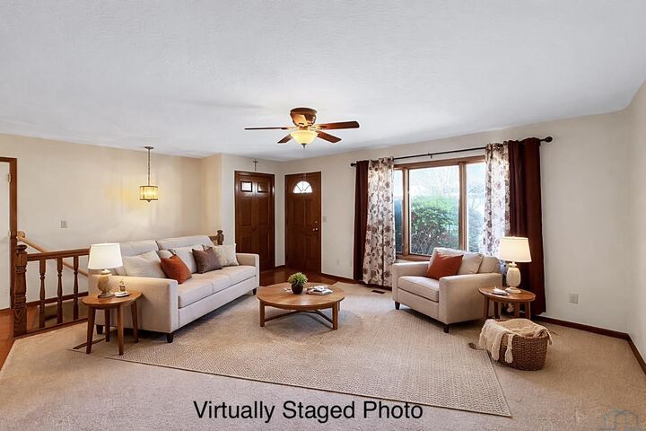 Property Photo:  2510 Canterbury St  IA 51054 