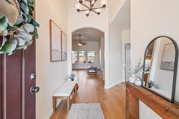 Property Photo:  389 NE Black Bear Street  OR 97754 