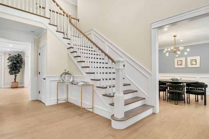 Property Photo:  18 Heritage Dr  MA 02420 