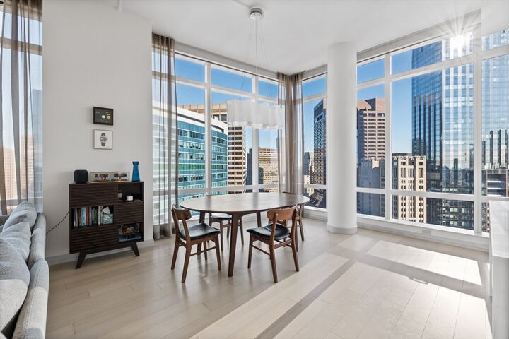 Property Photo:  1 Franklin St 3708  MA 02110 