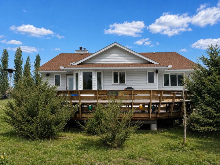 Property Photo: 592062 Hwy 32 6 AB T7S 1N5