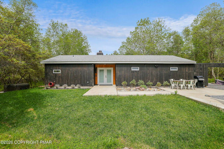 Property Photo:  586 Scenic Drive  PA 18210 