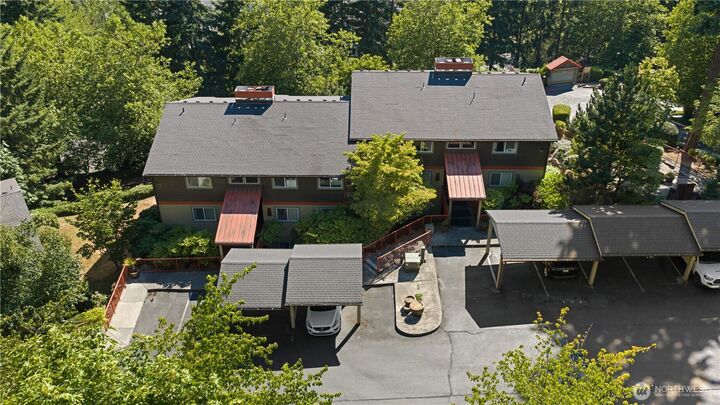 Property Photo:  11058 NE 33rd Place D6  WA 98004 