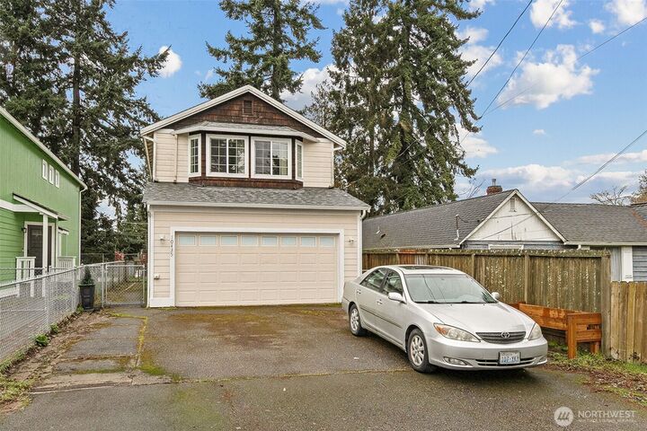 Property Photo:  10435  3rd Avenue SW  WA 98146 