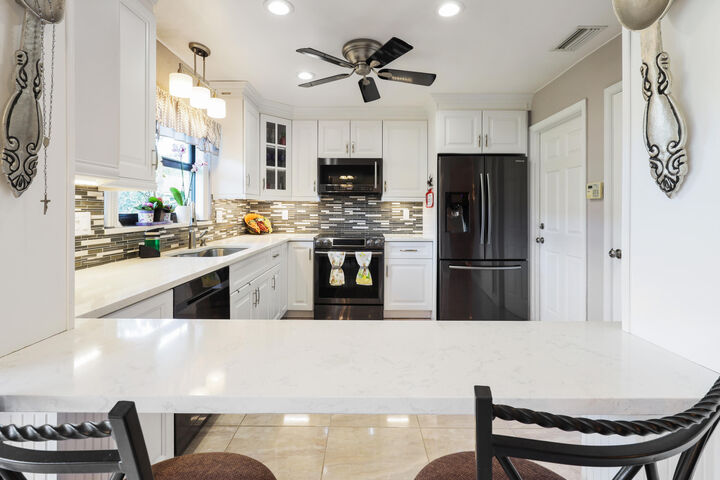 Property Photo:  9860 Chestnut Tree Terrace A  FL 33436 