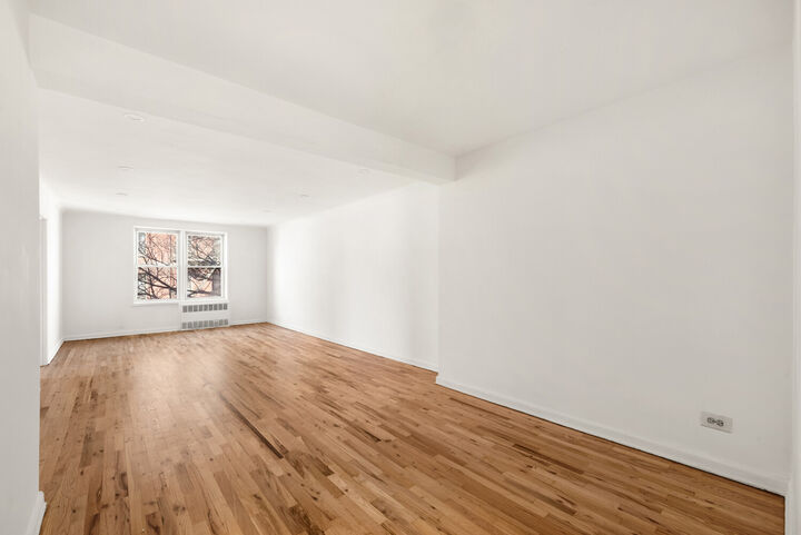 Property Photo: 1717 E 18th Street 2T NY 11229