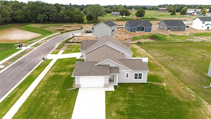 Property Photo: 3801 N Woodbury Lane WI 53545