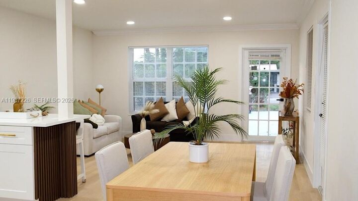 Property Photo:  1084 SW 4th Ave  FL 33060 