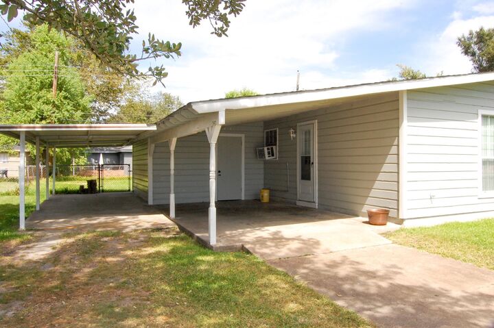 Property Photo:  3732 Kenwood St.  TX 77630 