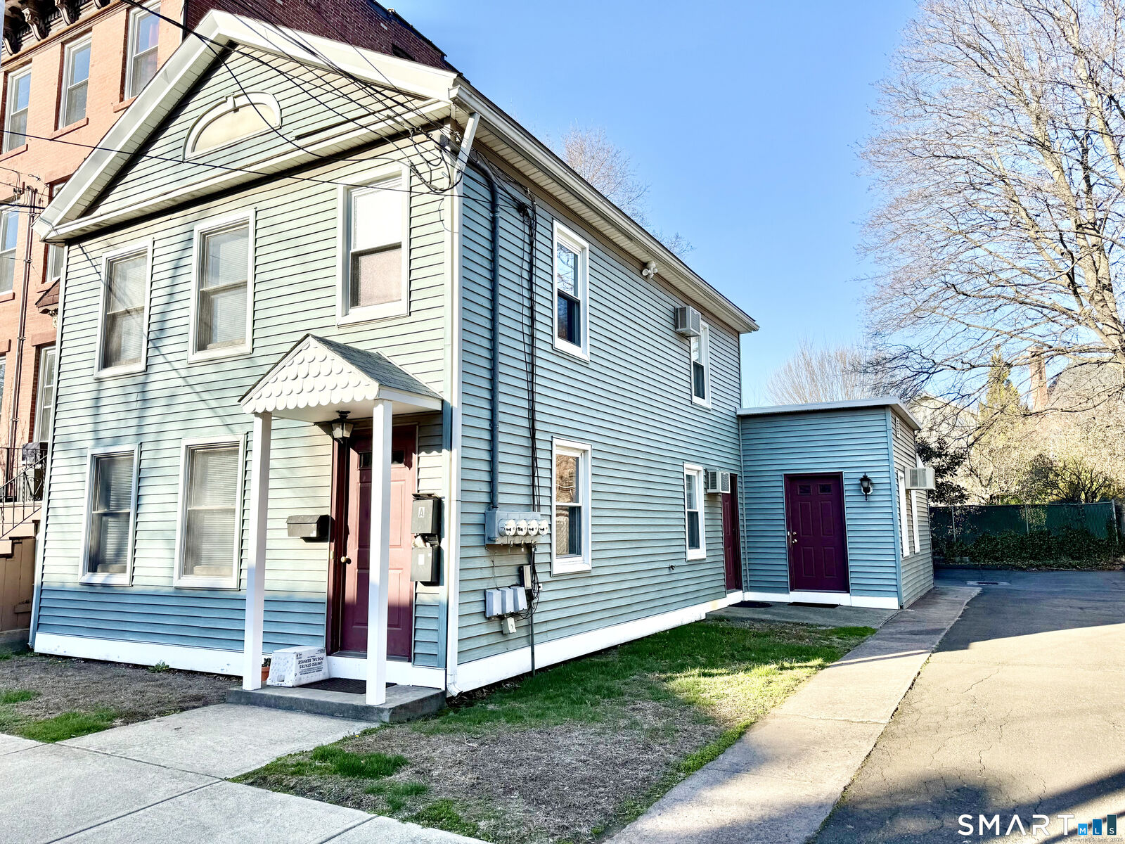 Property Photo:  139 Bradley Street  CT 06511 