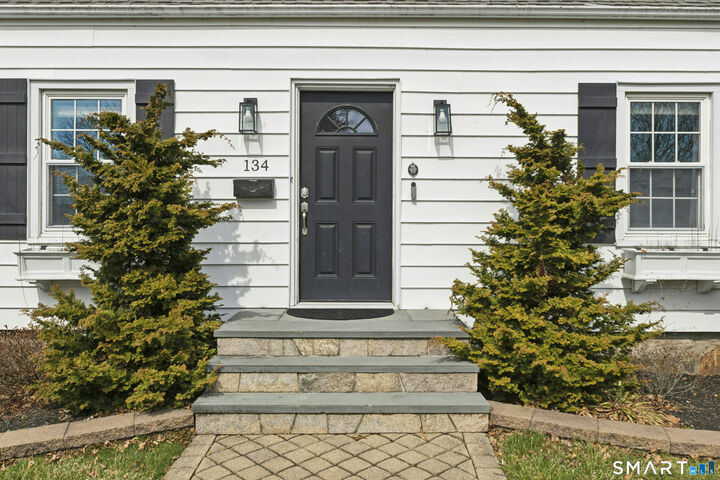 Property Photo:  134 Killian Avenue  CT 06611 