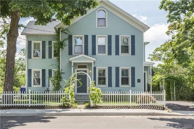 Property Photo:  247 East Avenue 2  CT 06855 