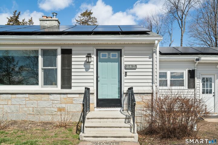 Property Photo:  347 Amity Road  CT 06524 