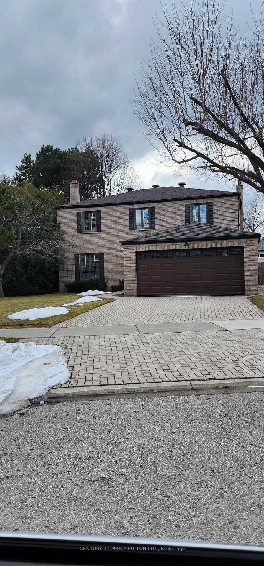 Property Photo: 14 Farmington Main Crescent ON M1S 1G1