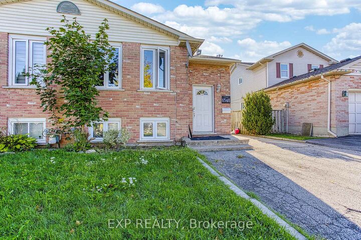 Property Photo: 6548 Laguna Court ON L2H 2W3
