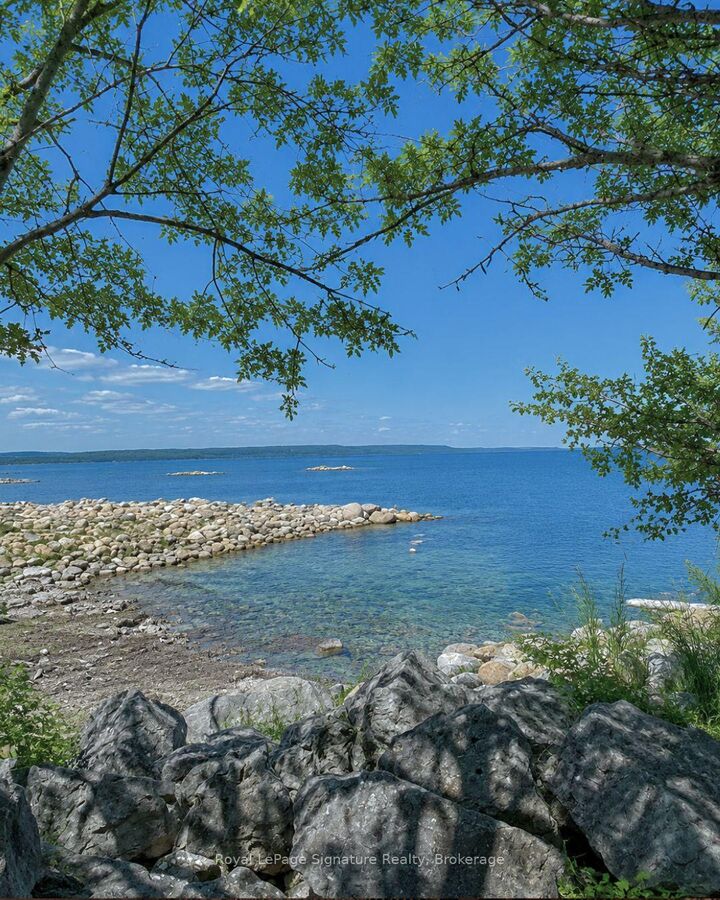 Property Photo: 129 Sunset Boulevard ON N0H 2P0