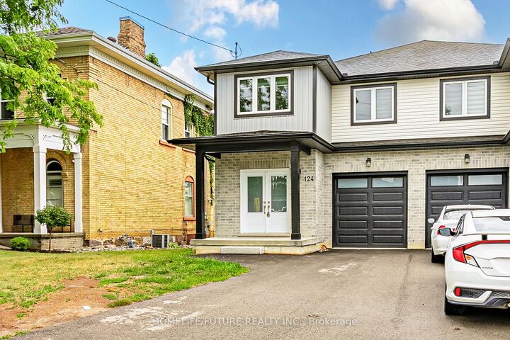 Property Photo:  124 King Street E  ON N5C 1G9 
