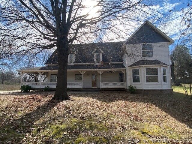 Property Photo: 3510 S Country Club Road OK 74403