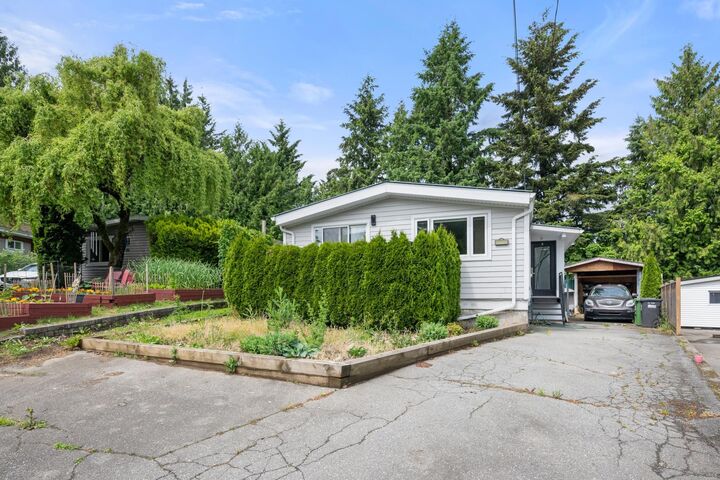 2225 Crystal Court — photo 1
