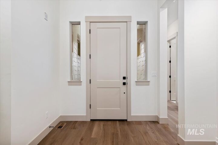 Property Photo: 3323 W Golden Barrel St. ID 83616