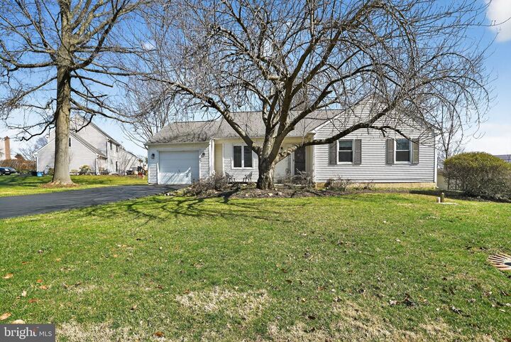 Property Photo:  604 Lorient Drive  PA 19382 