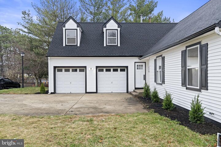 Property Photo:  115 Bradley  NJ 08021 