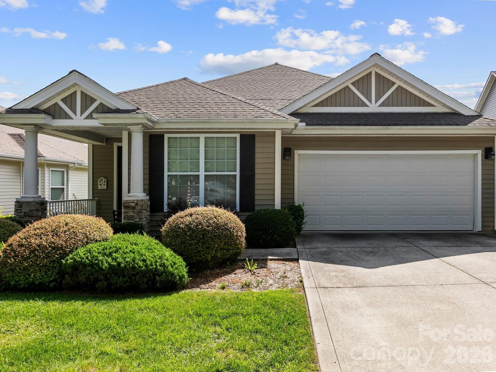 Property Photo: 7 Eagle Creek Trail S NC 28731