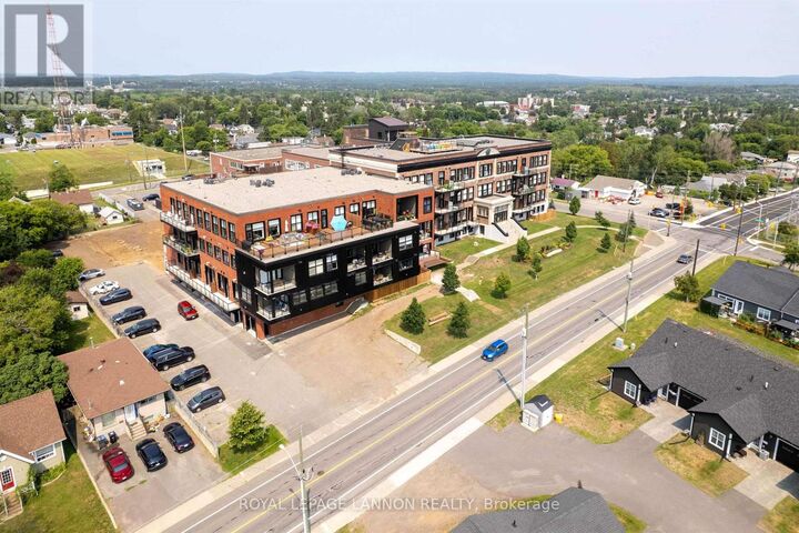 Property Photo: 96 High Street North 3209 ON P7B 4G7