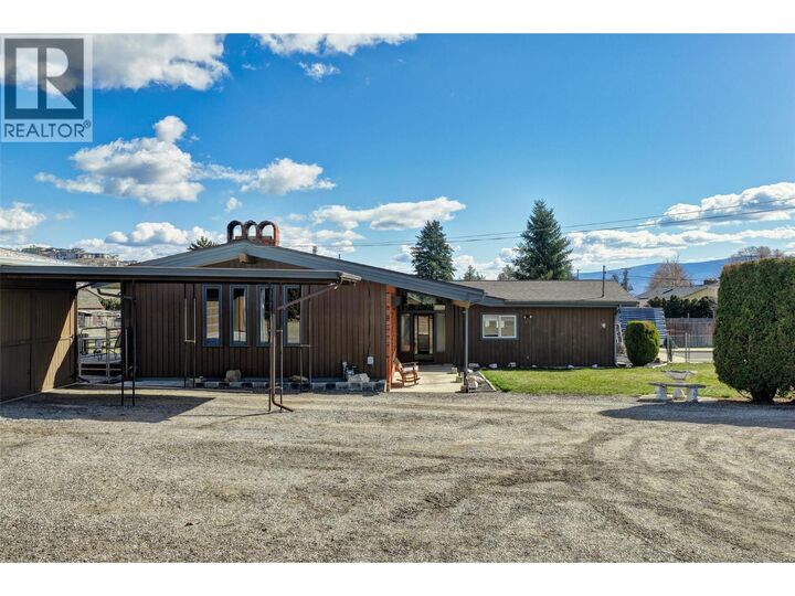 Property Photo: 3131 Elliott Road BC V4T 1M7