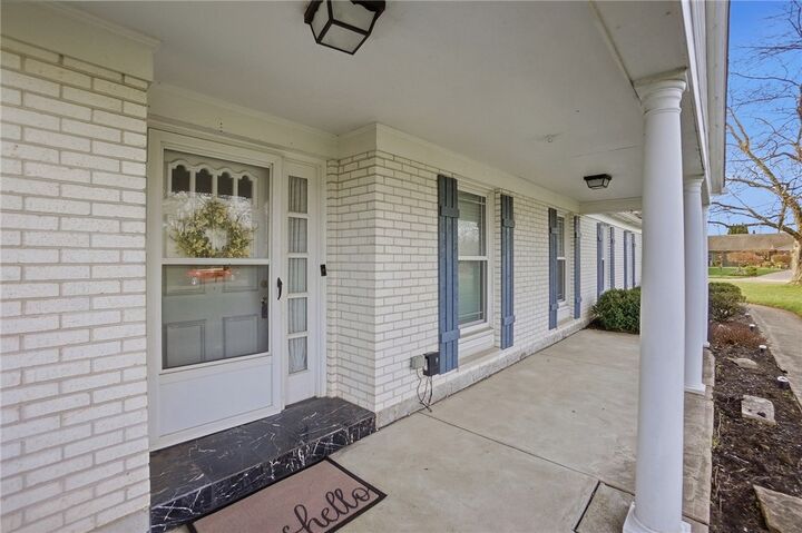 Property Photo:  6920 Eastpoint Court  OH 45459 