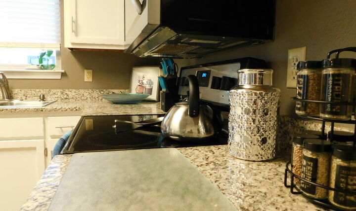 Property Photo: 939 Ridgewood Way FL 32578