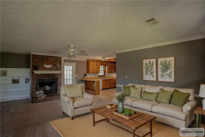 Property Photo:  98 Laurie Court  GA 30141 