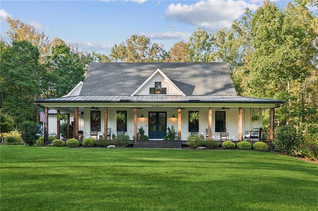 Property Photo:  949 Freehome Road  GA 30115 