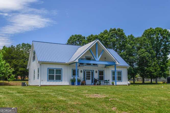 Property Photo:  132 Fairview Meadows Drive  GA 30535 