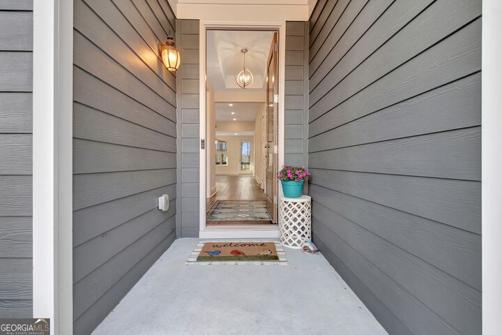 Property Photo:  155 Mulberry Court  GA 30269 