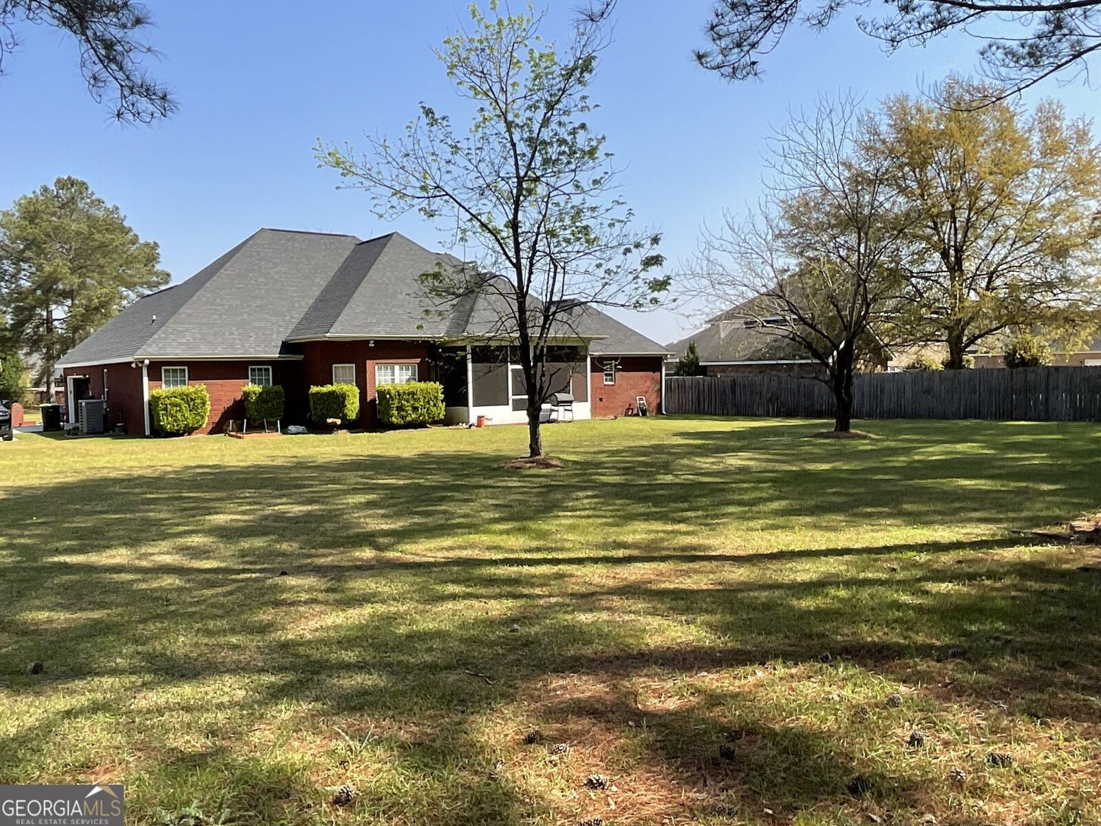 Property Photo:  109 Ellice Court  GA 31088 