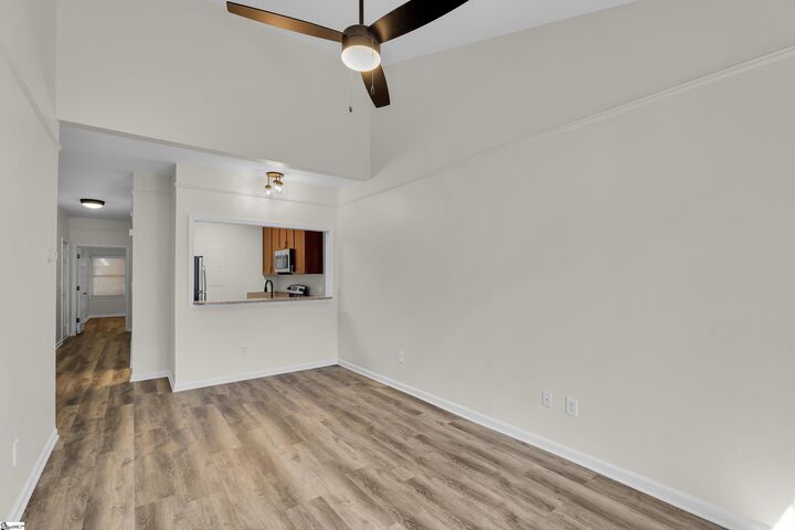 Property Photo:  233 N Main Street Unit 511  SC 29601 