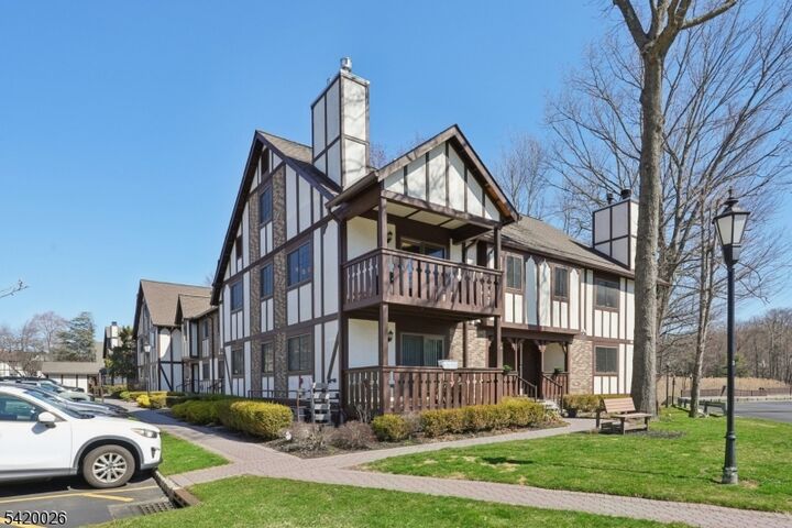 Property Photo: 1810 Faulkner Ct NJ 07430