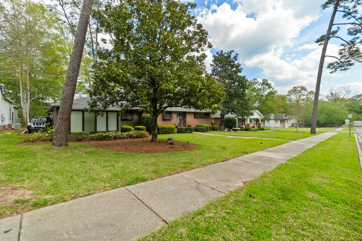 Property Photo:  320 S 22nd Ave.  MS 39401 