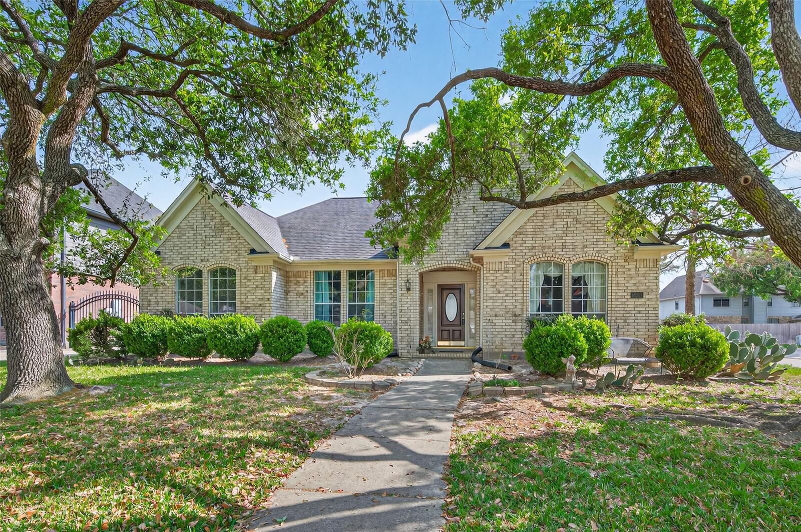 Property Photo:  12727 Magnolia Leaf Street  TX 77065 