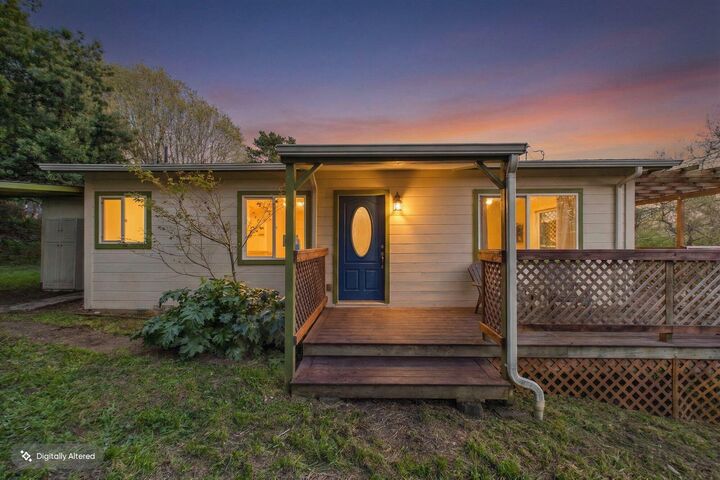 Property Photo:  887 Fernbridge Drive  CA 95540 