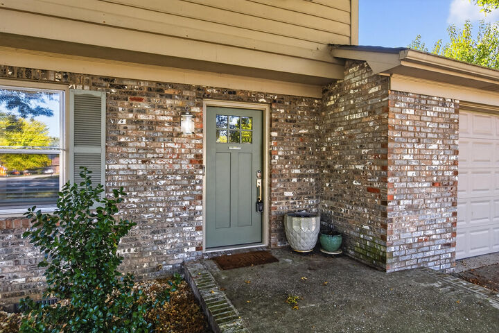 Property Photo:  429 Marsailles Road  KY 40383 