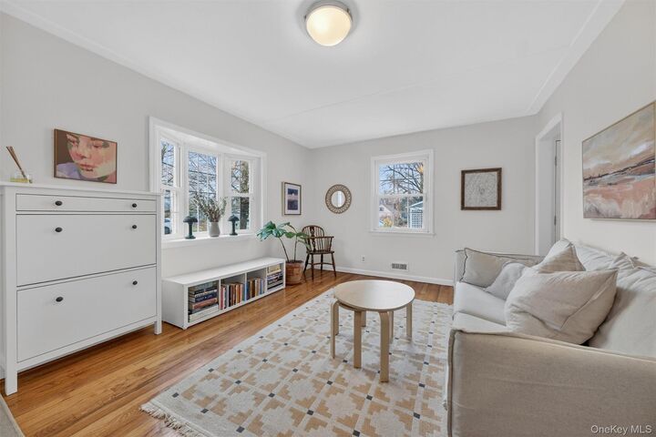 Property Photo:  114 Chestnut Drive  NY 12553 