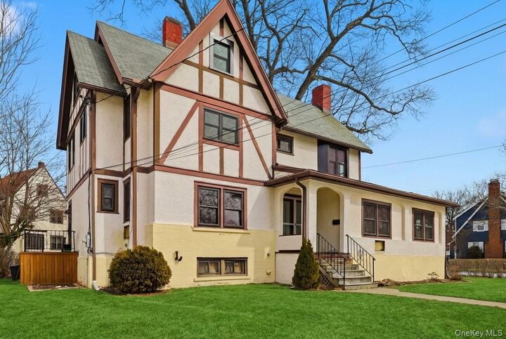 Property Photo: 25 Midland Avenue NY 10606