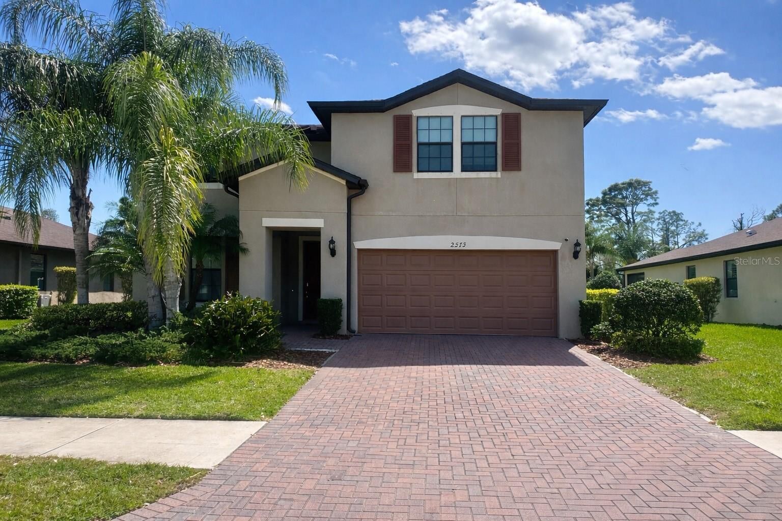 Property Photo: 2515 Sherman Oak Drive FL 34289