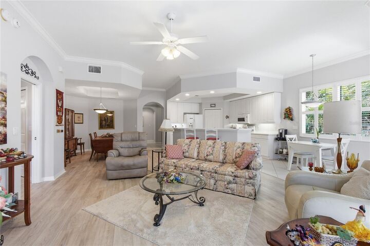 Property Photo:  4000 Ibis Way 101  FL 34292 