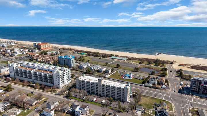 Property Photo:  422 Ocean Boulevard N  NJ 07740 